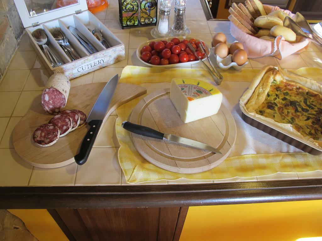 B&B Le Querciole Del Chianti Barberino di Val dʼElsa Екстериор снимка